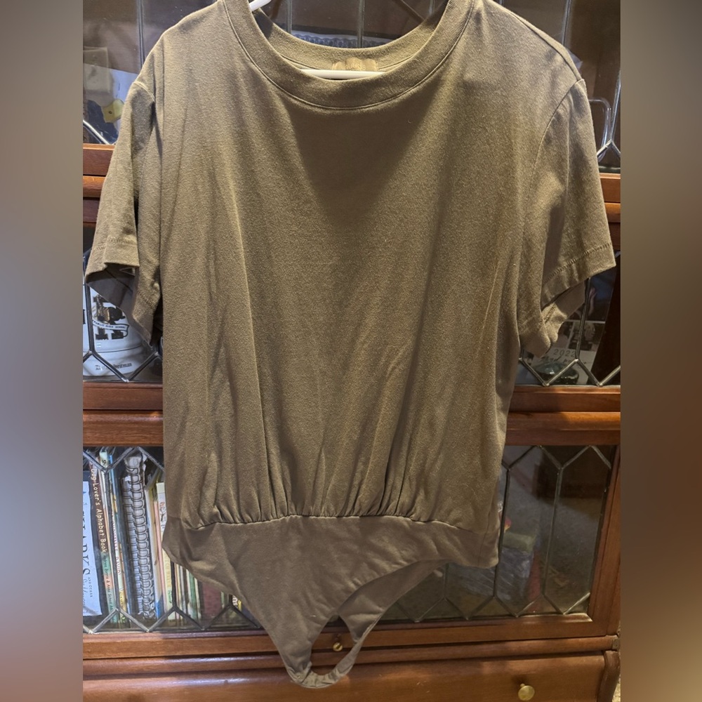 Nuuds Women's everyday T